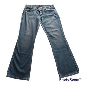 Pre-Owned Woman's Levis Jeans